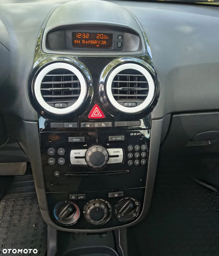 Opel Corsa - 11