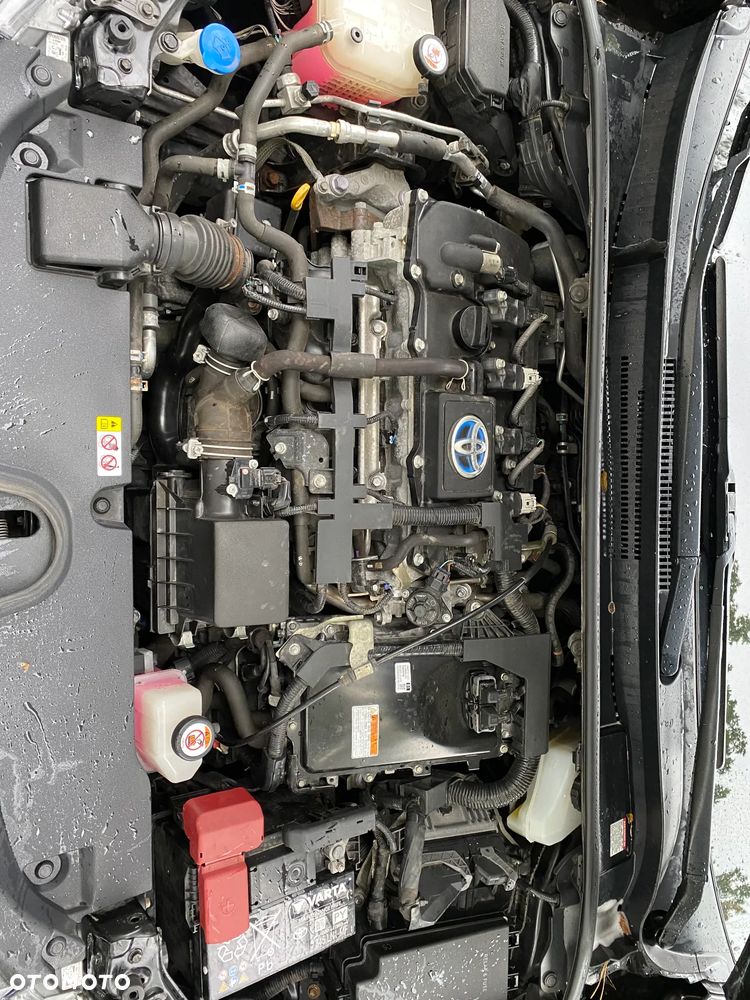 Toyota Corolla 1.8 Hybrid Comfort - 14