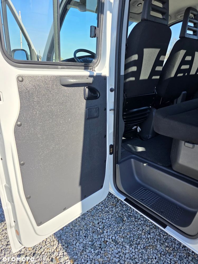 Iveco 35C17 3,0 HPI 170 KONNA DOKA BRYGADÓWKA 7 OSOBOWA 3,2M SKRZYNIA KLIMA 147T/KM PRZEBIEGU GWARANCJA BLIŻNIAKI DO 3,5T WEBASTO - 20
