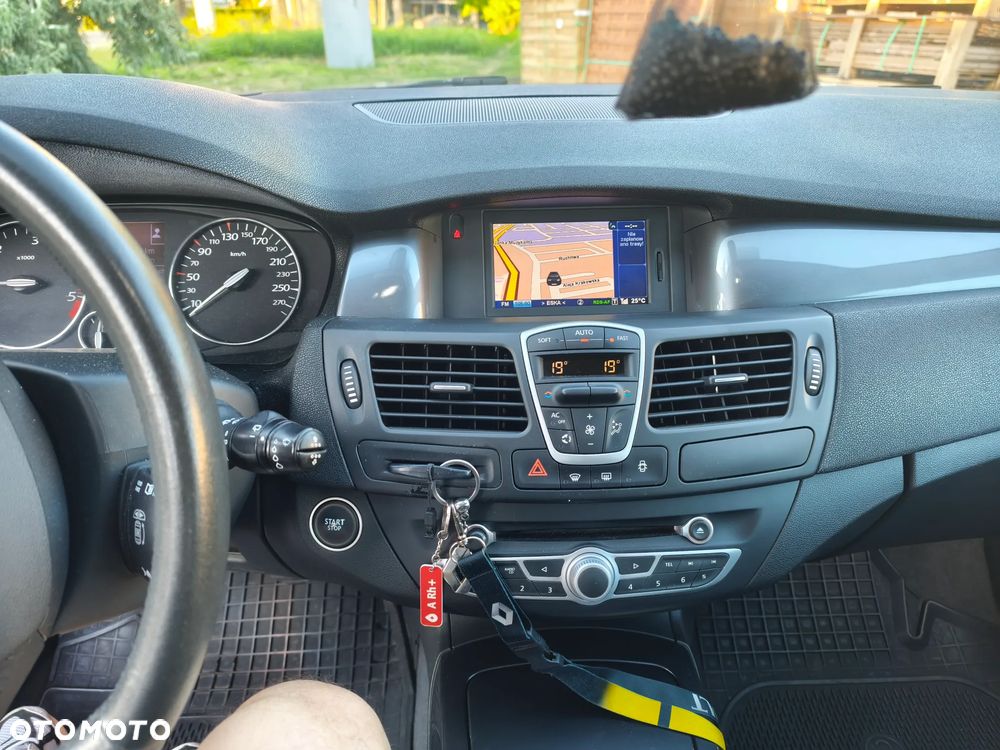 Renault Laguna 2.0 dCi Tech Run - 25