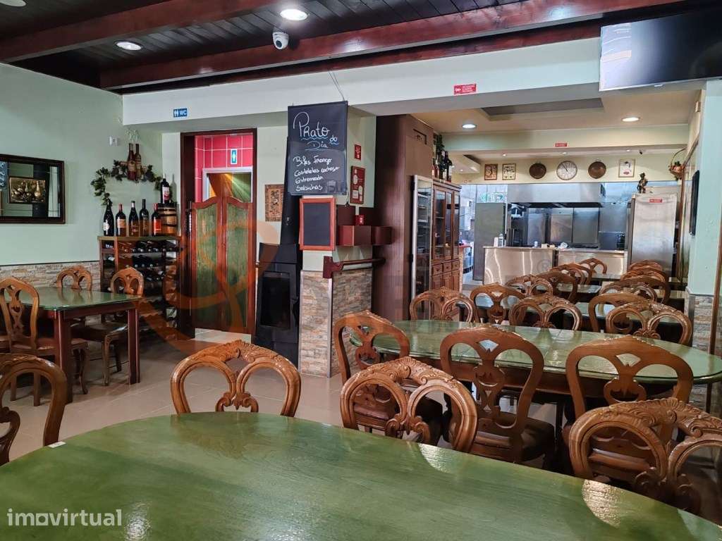 Edifício Comercial, Restaurante e Residencial com Licença de Alojam... - Grande imagem: 5/33