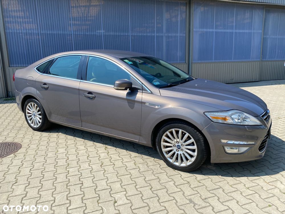 Ford Mondeo 2.0 EcoBoost Titanium - 4