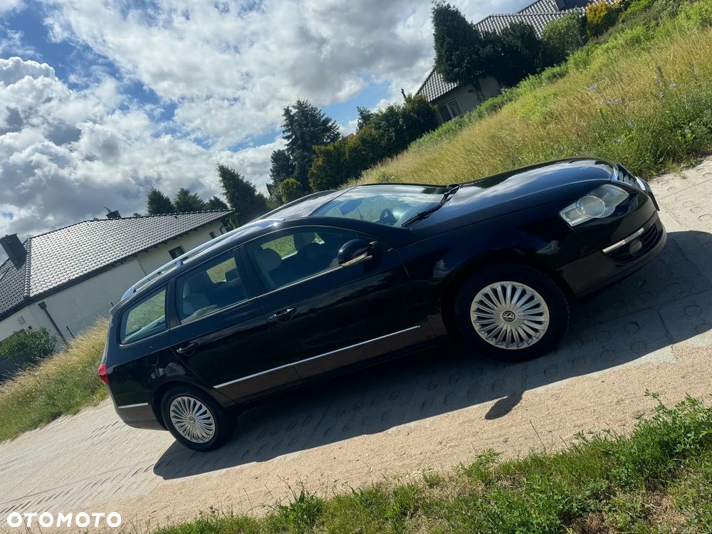 Volkswagen Passat 1.9 TDI Trendline - 22