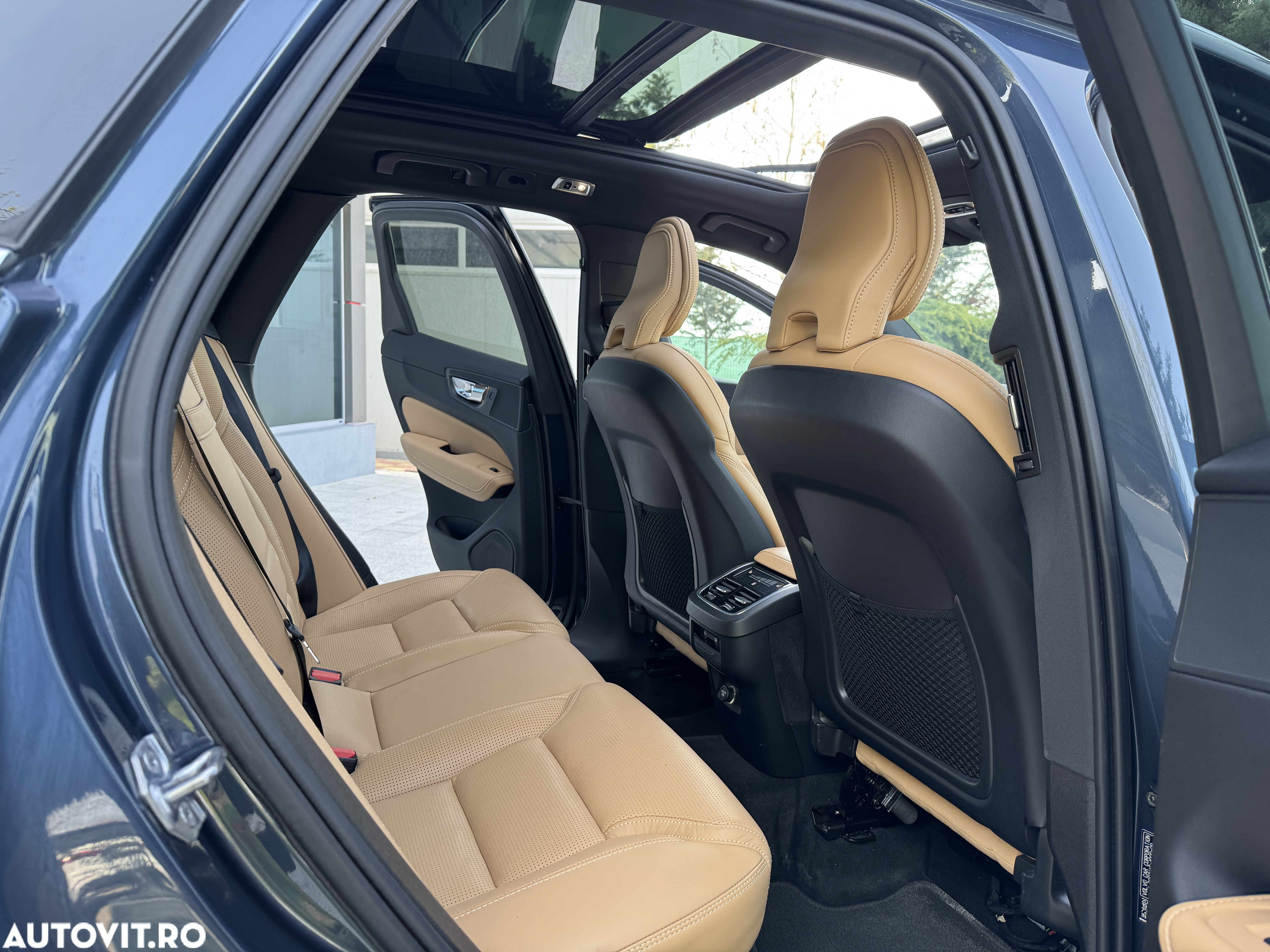 Volvo XC 60 B4 D AWD Geartronic Inscription - 7
