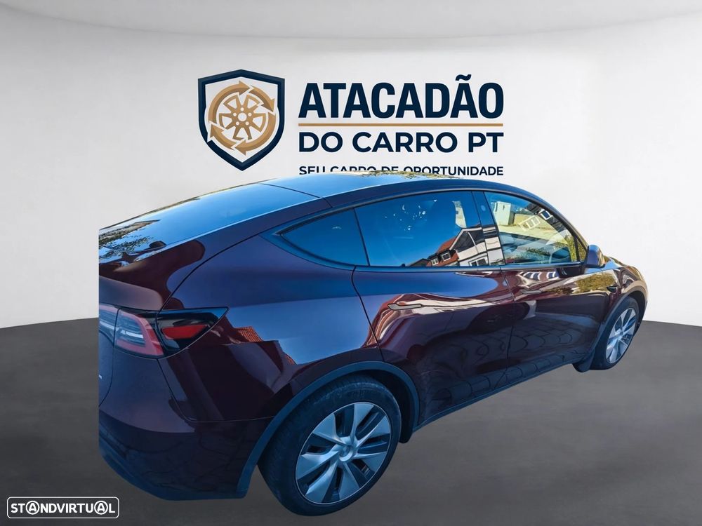 Tesla Model Y Long Range Dual Motor AWD - 2