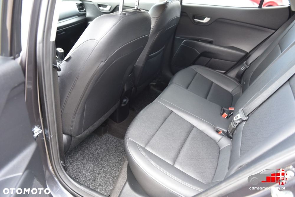 Kia Stonic - 18