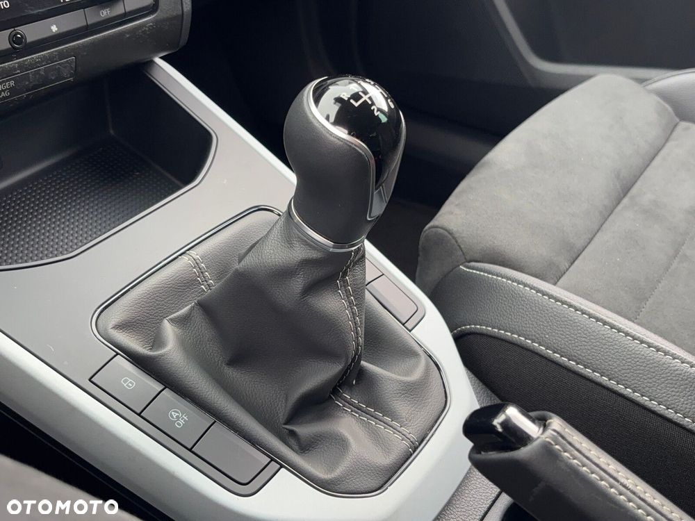 Seat Arona 1.0 TSI Style S&S - 24