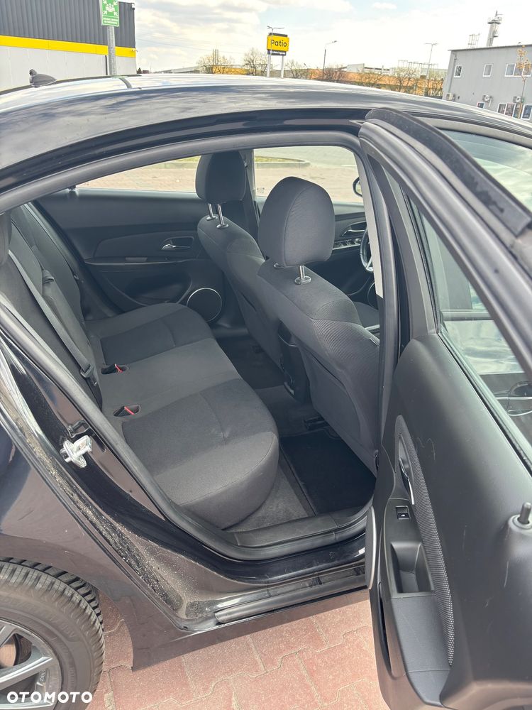 Chevrolet Cruze - 8