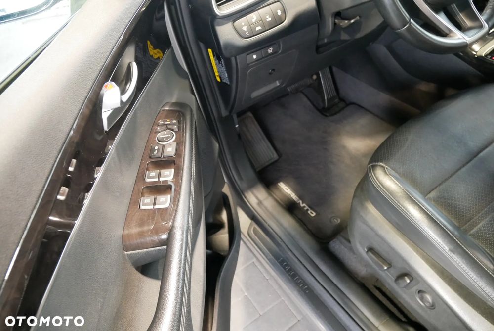 Kia Sorento - 23