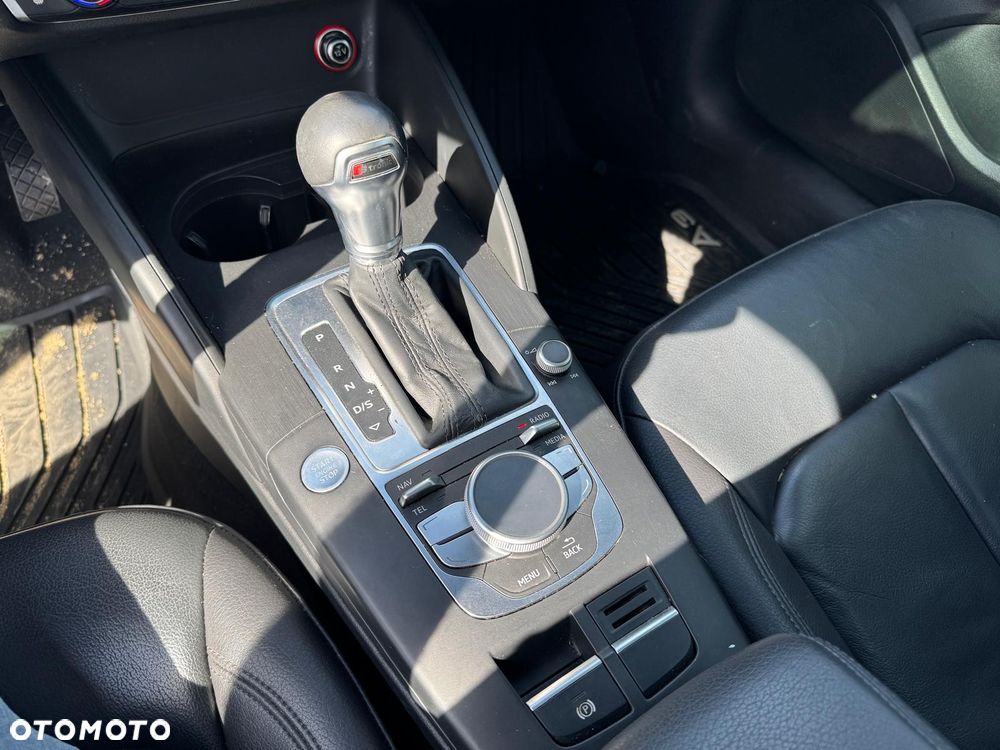Audi A3 Limousine 2.0 TFSI quattro S tronic design - 16