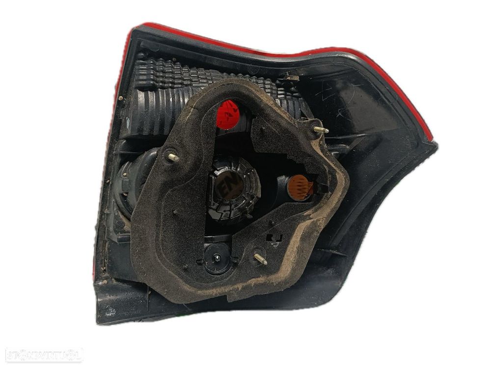 Farolim Dto Toyota Corolla (_E12_) - 2