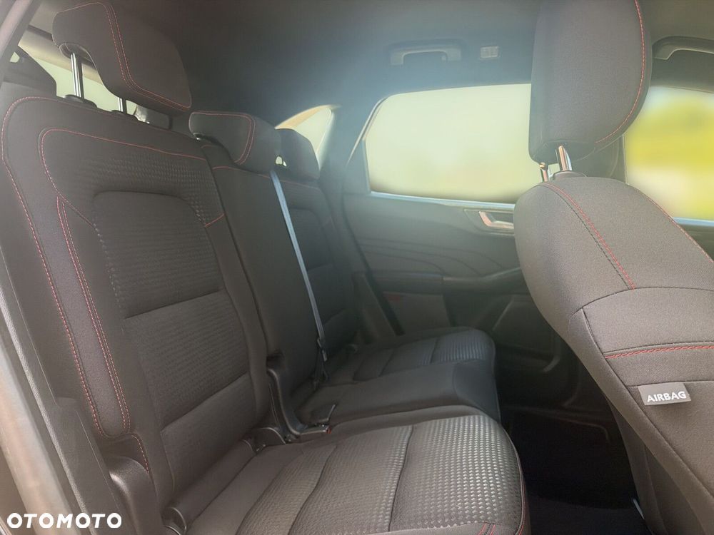 Ford Kuga - 18