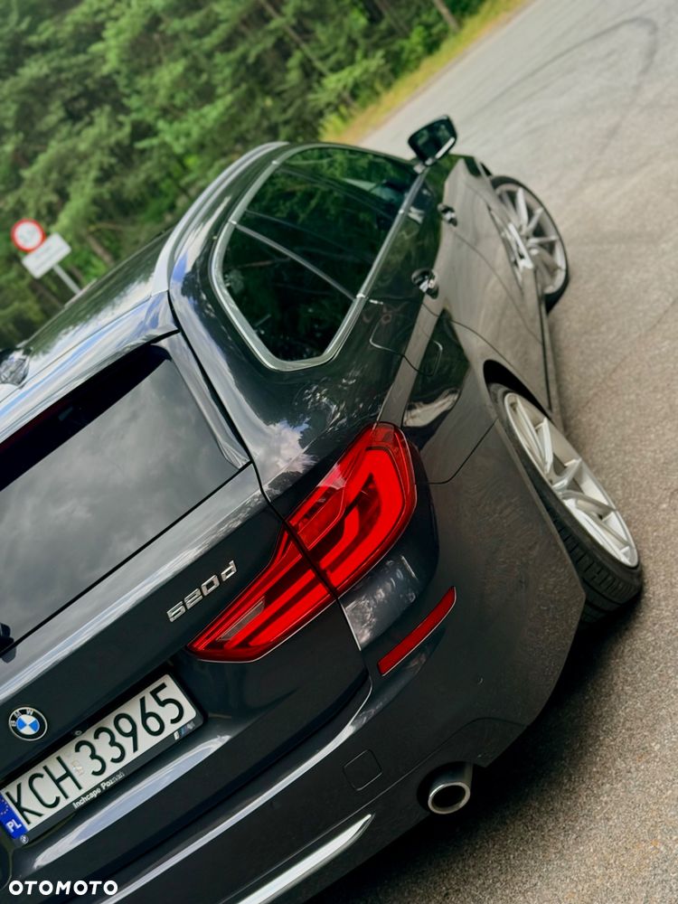 BMW Seria 5 520d xDrive Luxury Line sport - 15