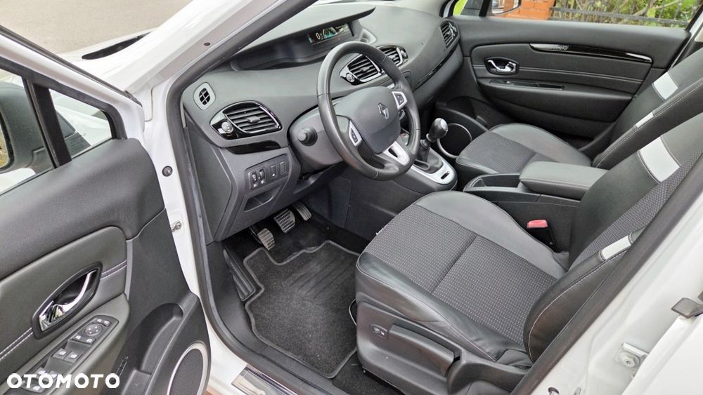 Renault Grand Scenic TCe 130 Luxe - 17