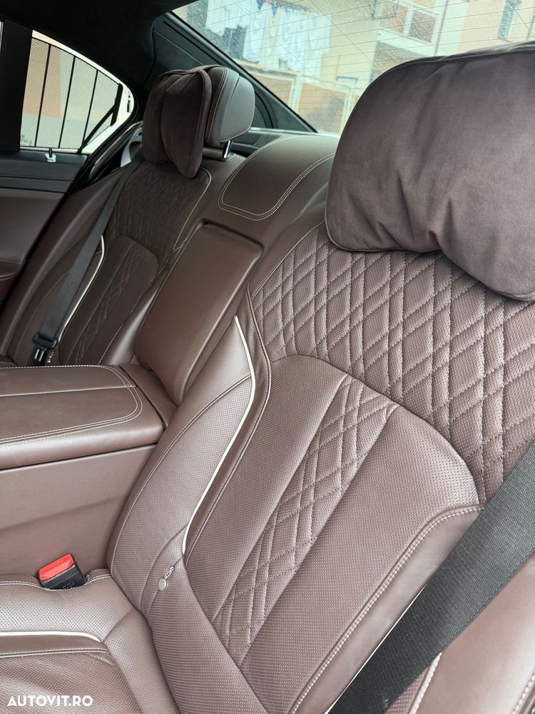 BMW Seria 7 740d xDrive - 12