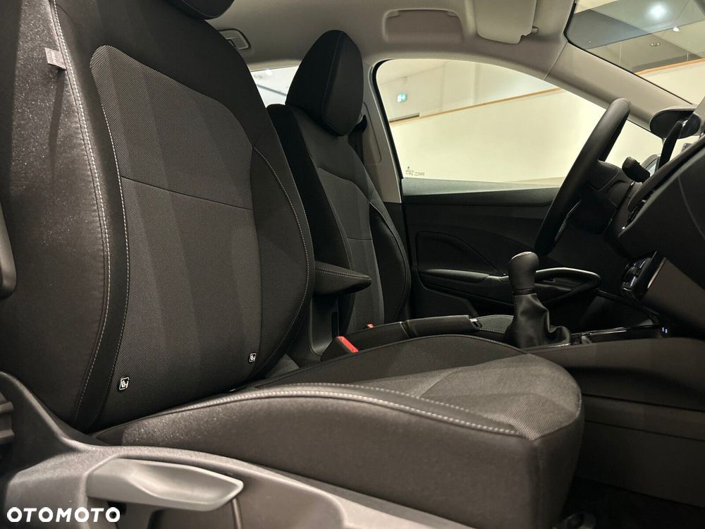 Skoda Fabia 1.0 TSI Drive - 37