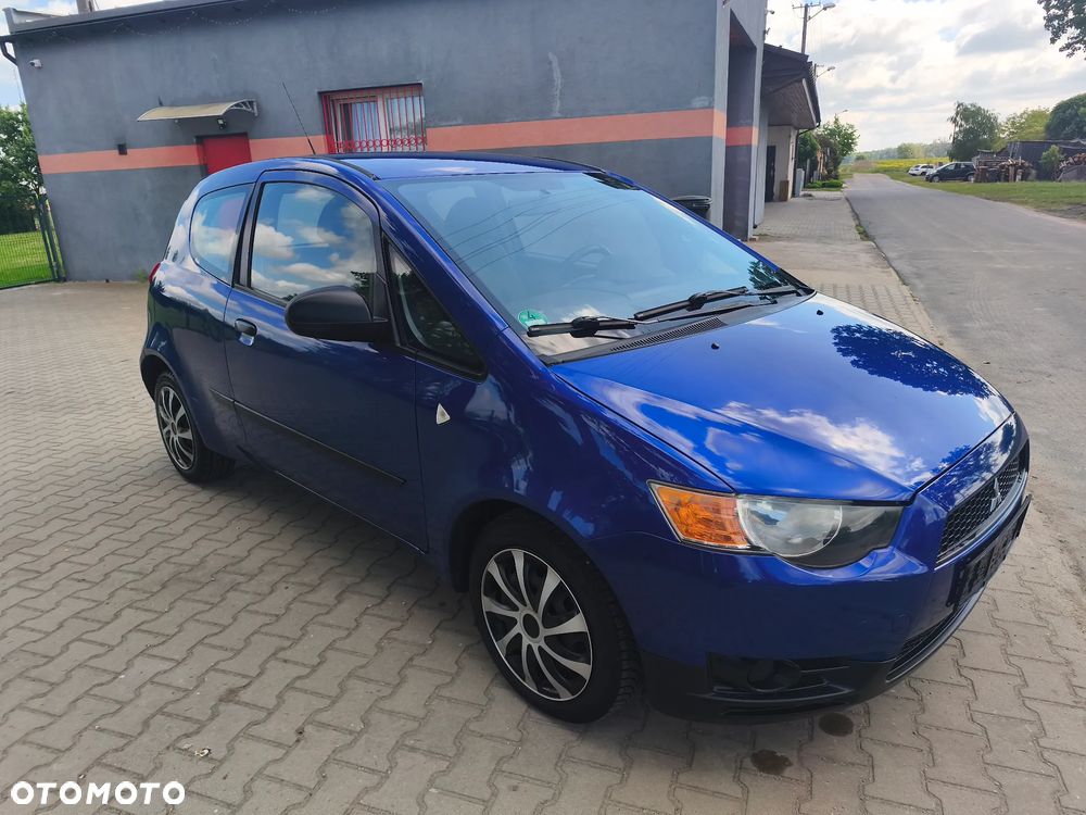 Mitsubishi Colt - 7