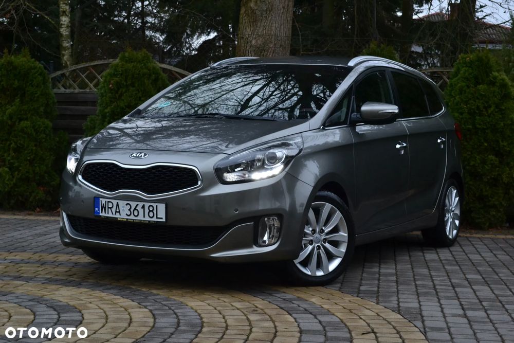 Kia Carens 1.7 CRDi Business Line 7os 7DCT