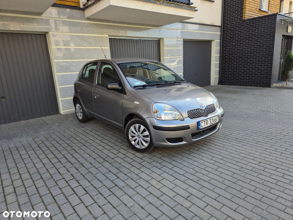 Toyota Yaris 1.0 Terra - 2