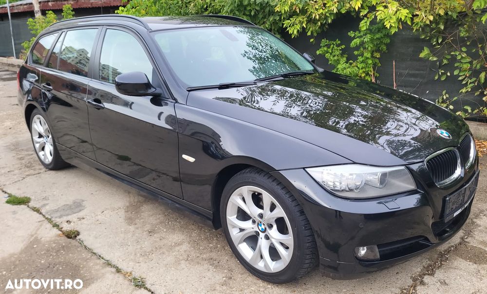 BMW Seria 3 318d Touring - 1