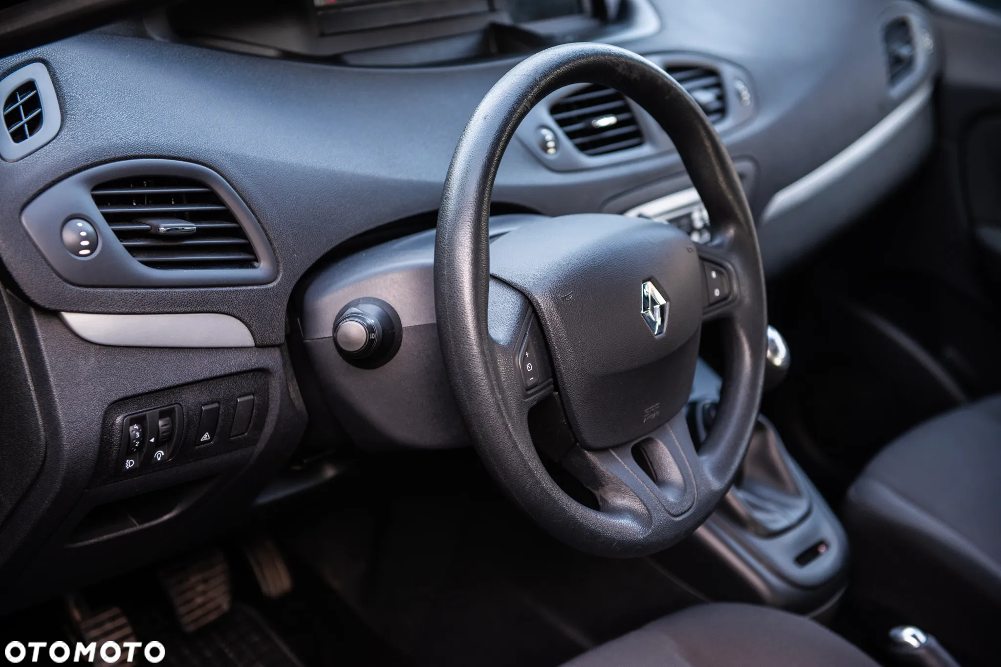 Renault Scenic 1.6 16V 110 Dynamique - 20