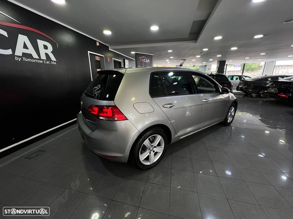 VW Golf 1.6 TDi Confortline - 14