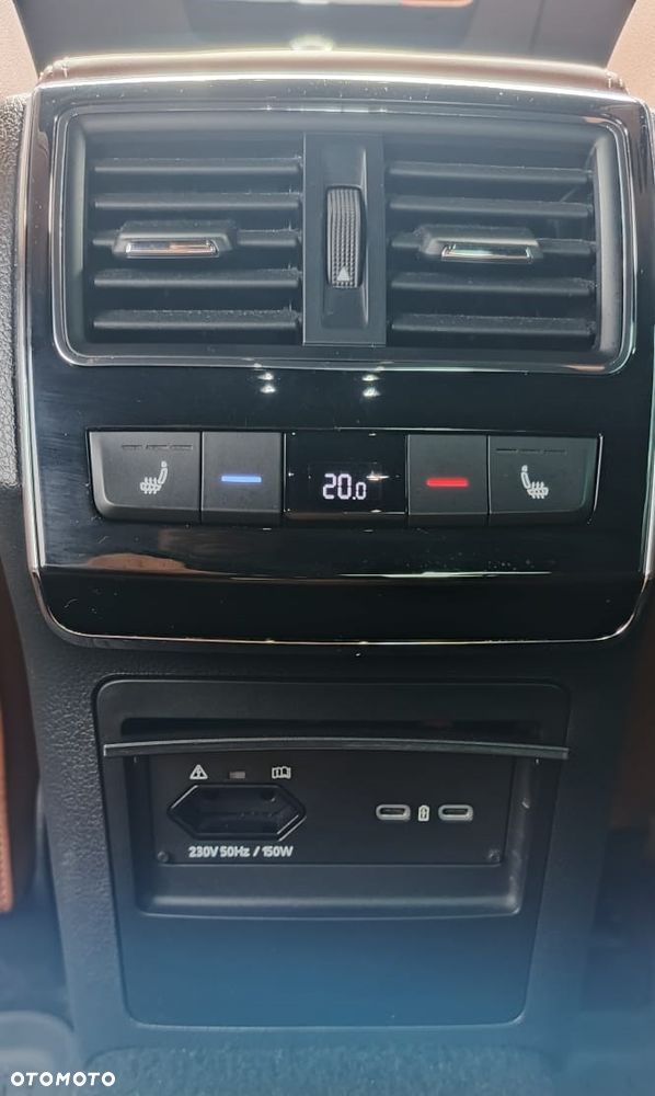 Skoda Superb 2.0 TDI SCR 4x4 L&K DSG - 16