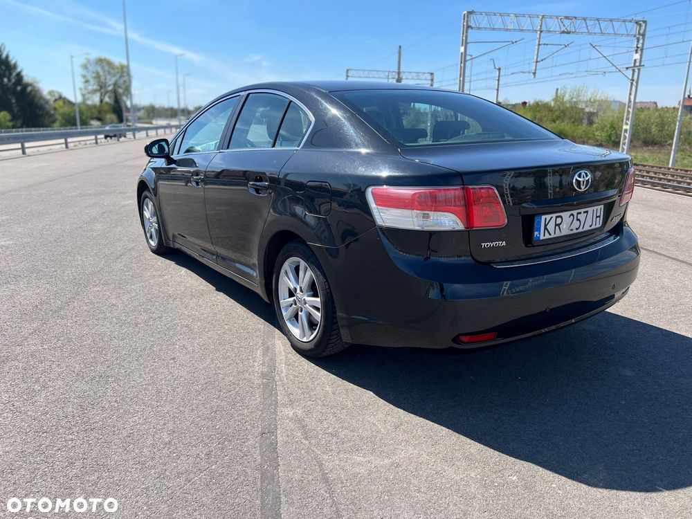 Toyota Avensis - 3