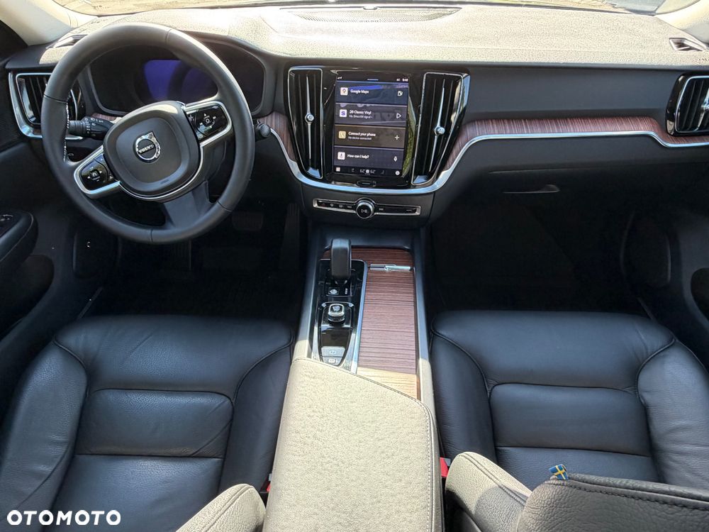 Volvo S60 B5 B AWD Plus Dark - 26