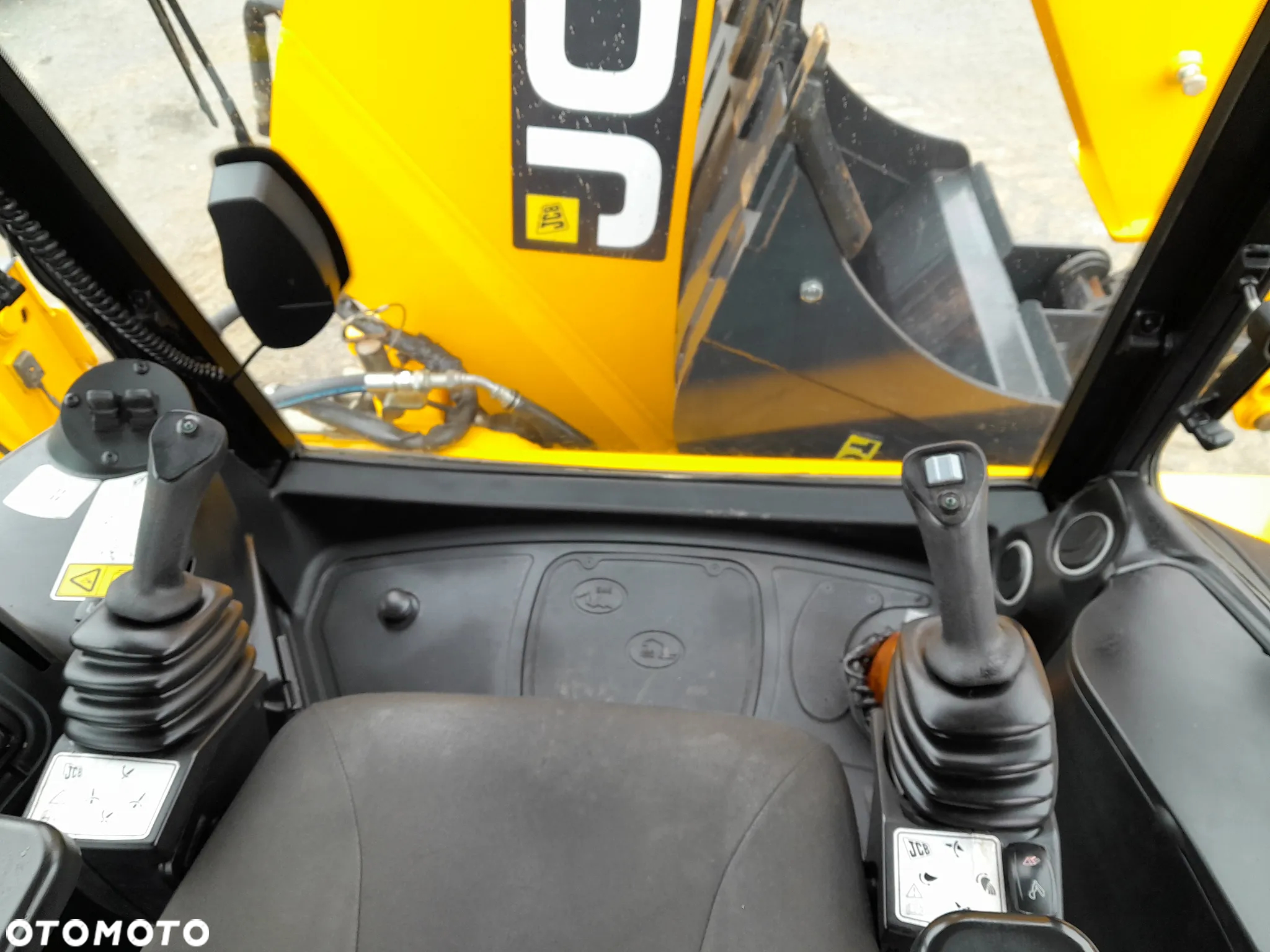 JCB 3CX  AEC - 20