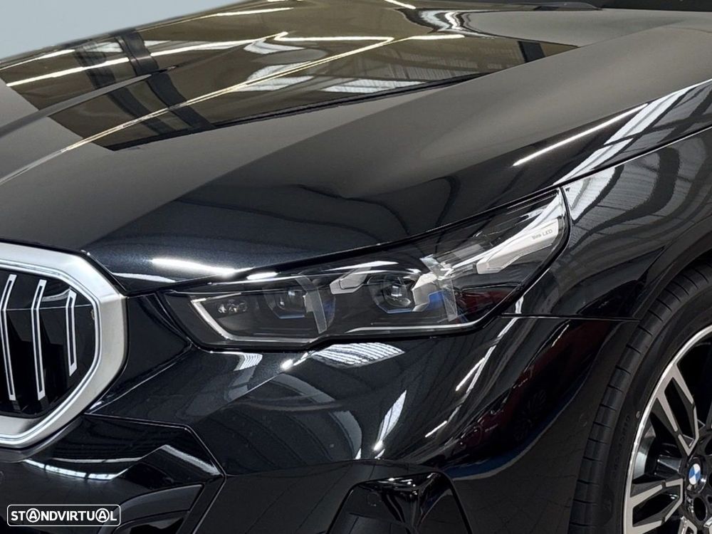 BMW 530 e Pack Desportivo M - 8