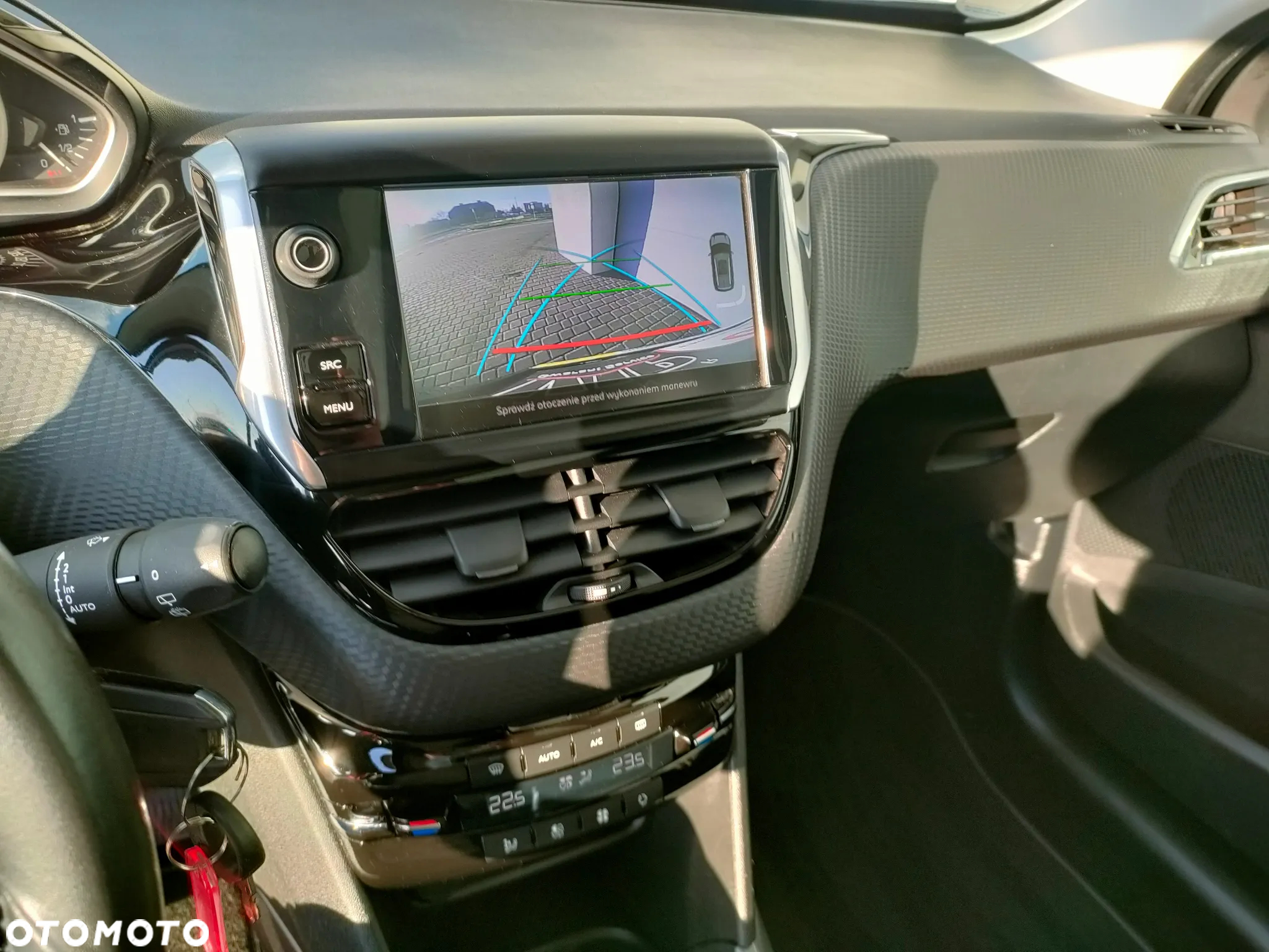 Peugeot 2008 1.2 Pure Tech Style - 21