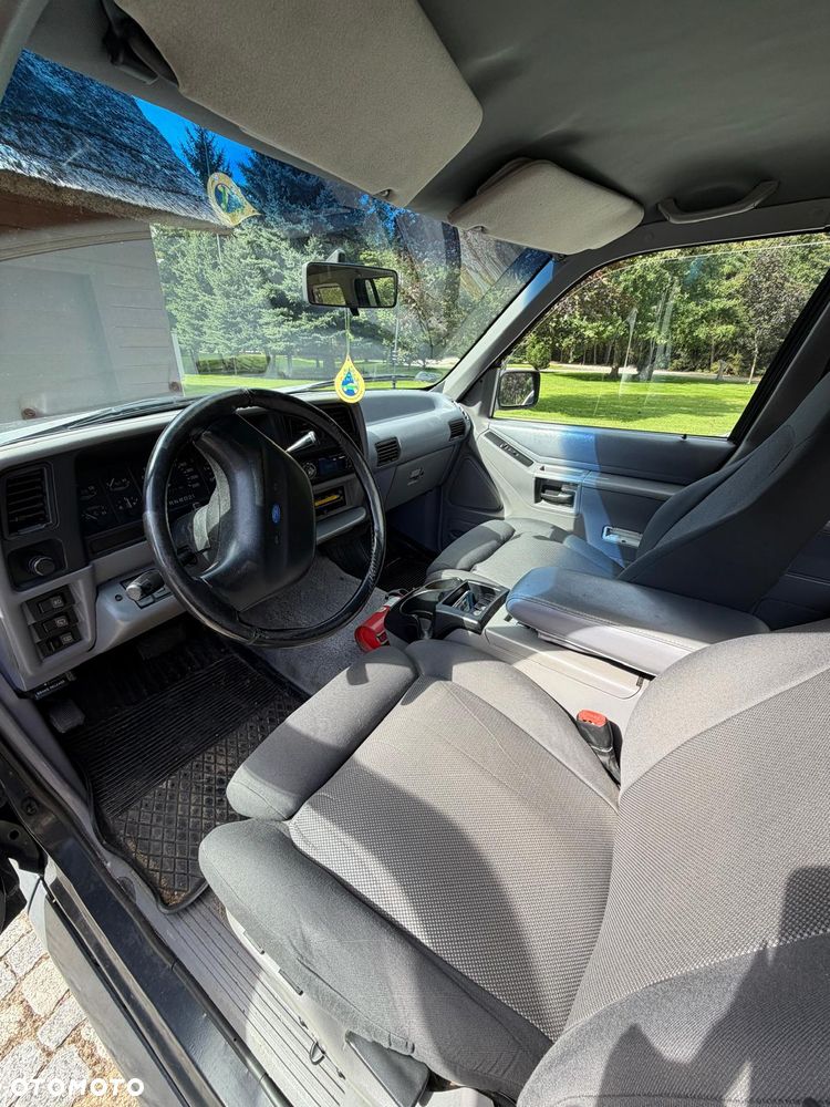 Ford Explorer - 9