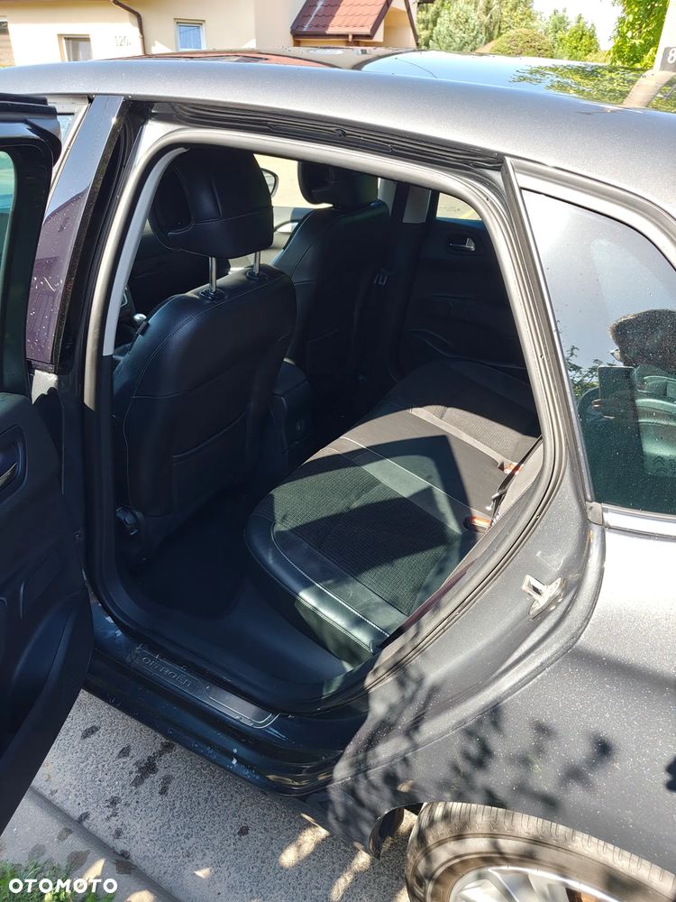 Citroën C4 1.6 HDi Attraction - 4
