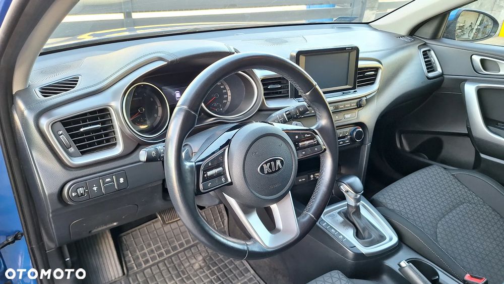 Kia Ceed 1.4 T-GDI M DCT - 14