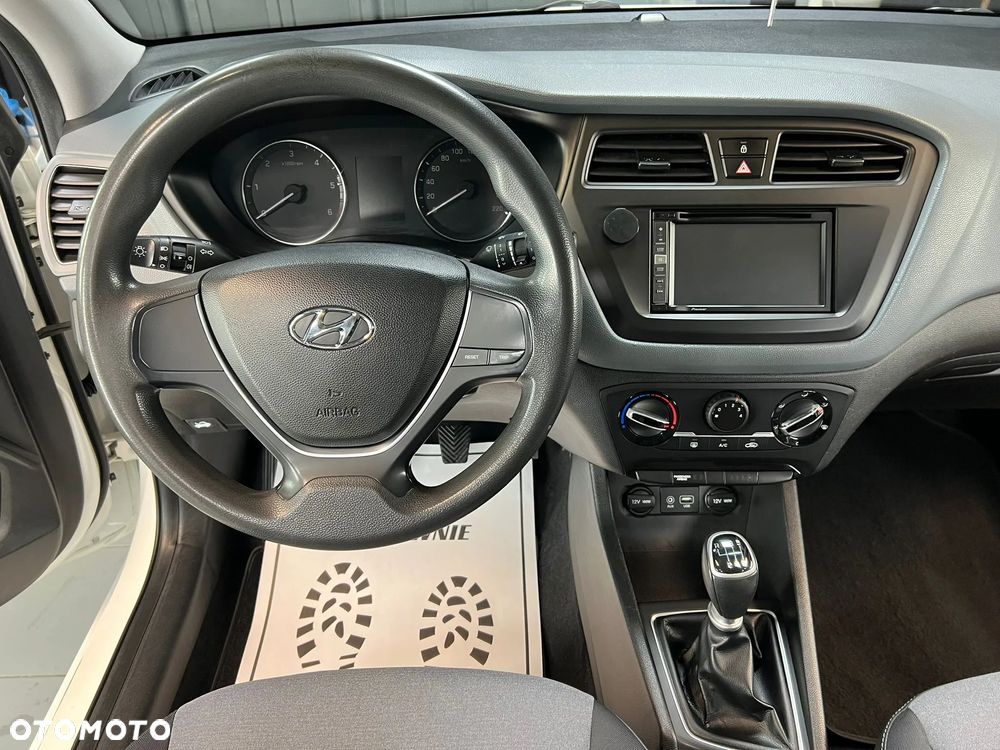 Hyundai i20 1.1 CRDi Comfort - 15