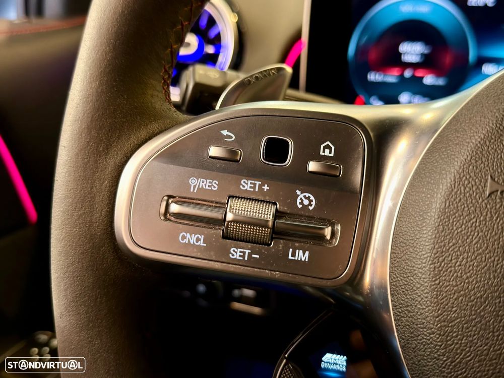 Mercedes-Benz GLB 35 AMG 4Matic - 47