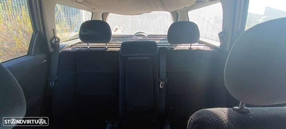 Opel Vectra Caravan - 3