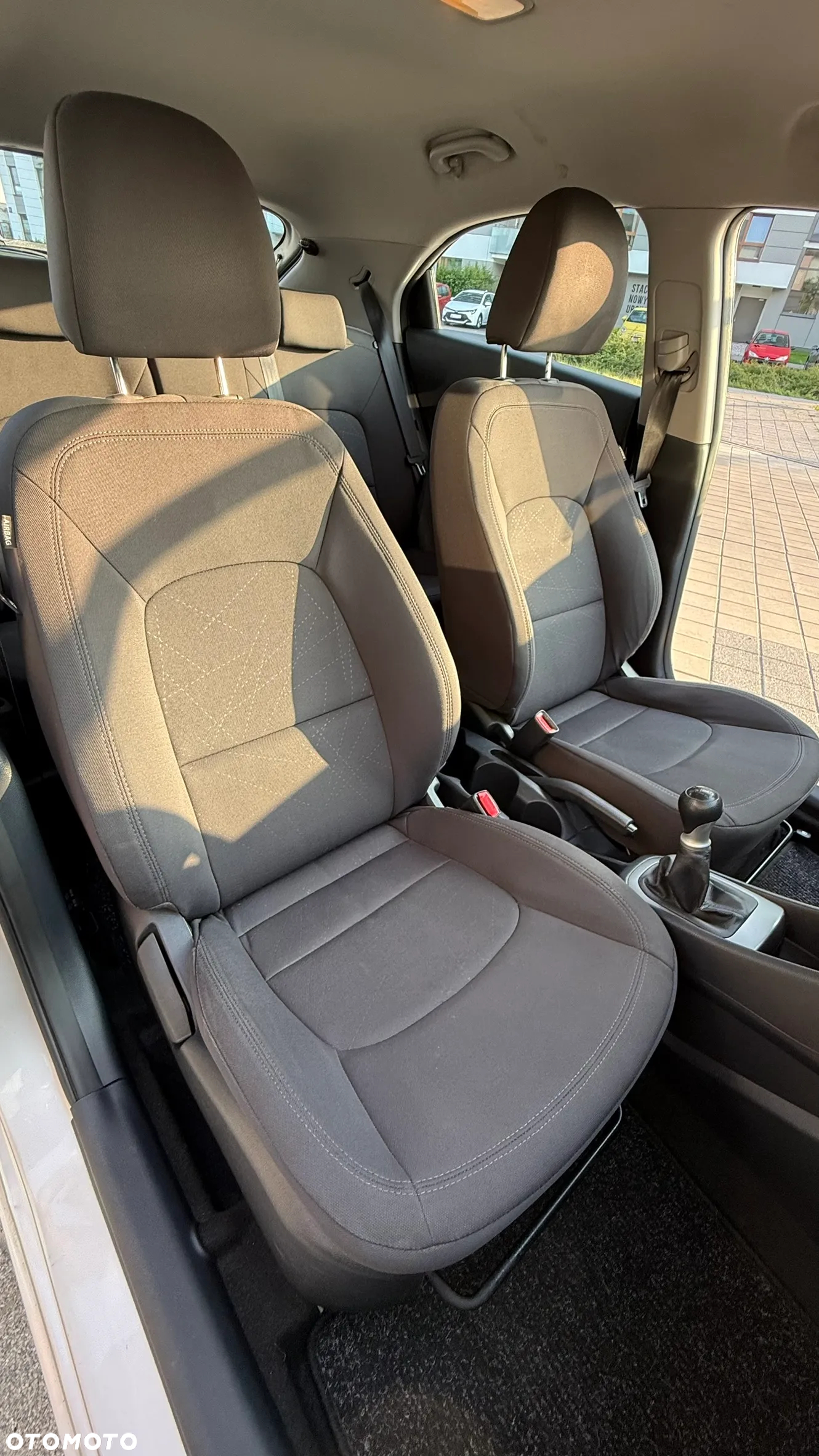 Kia Rio - 20