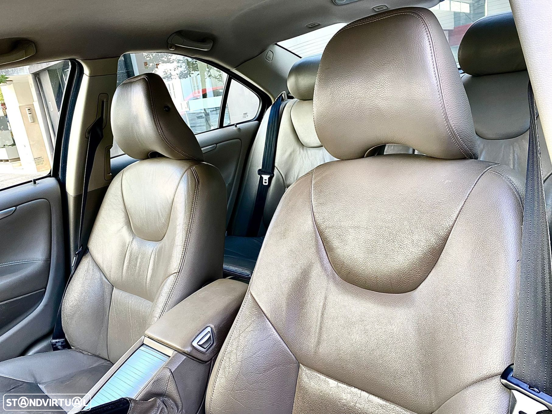Volvo S60 2.4 D5 - 13