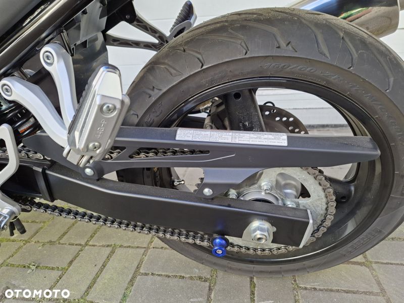 Suzuki GSX - 14