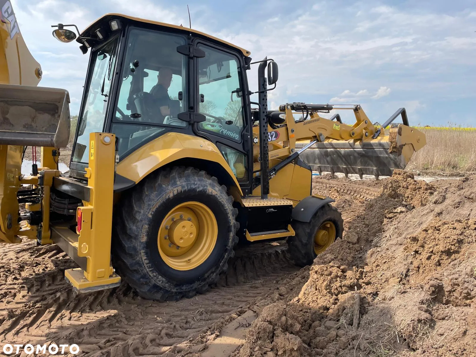 Caterpillar 432F 2 - 6