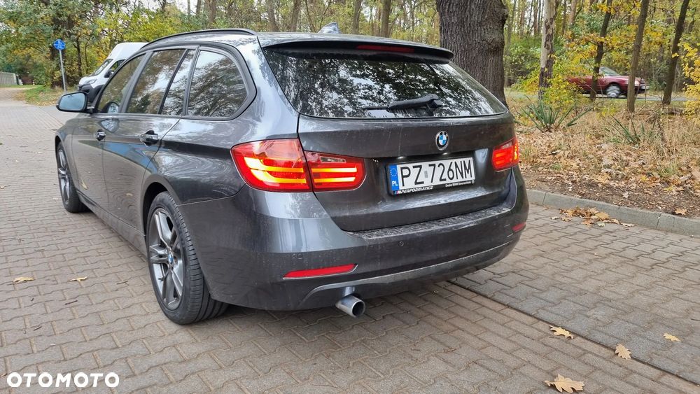 BMW Seria 3 320d - 4