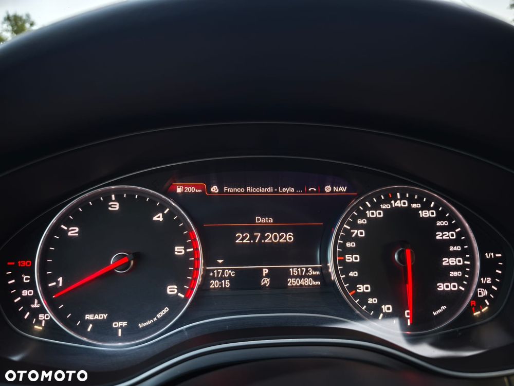 Audi A6 Avant 3.0 TDI Quattro S tronic - 28