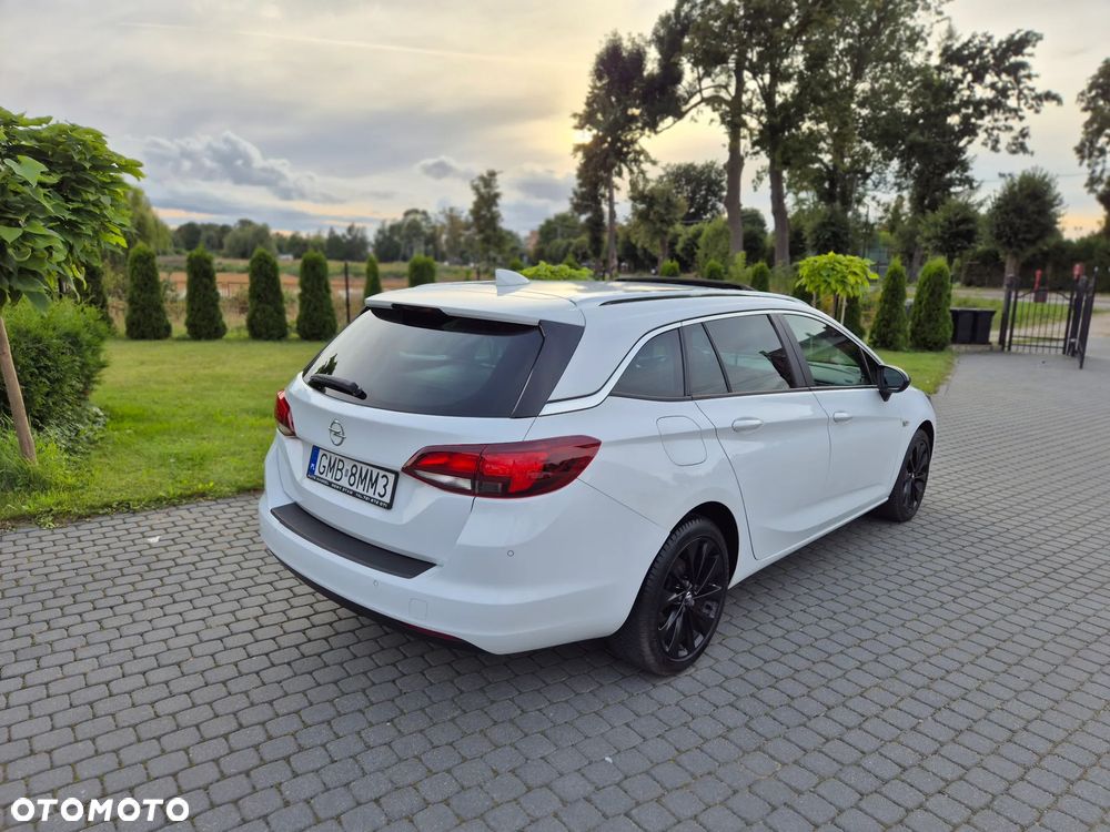 Opel Astra 1.6 D (CDTI) Dynamic - 27