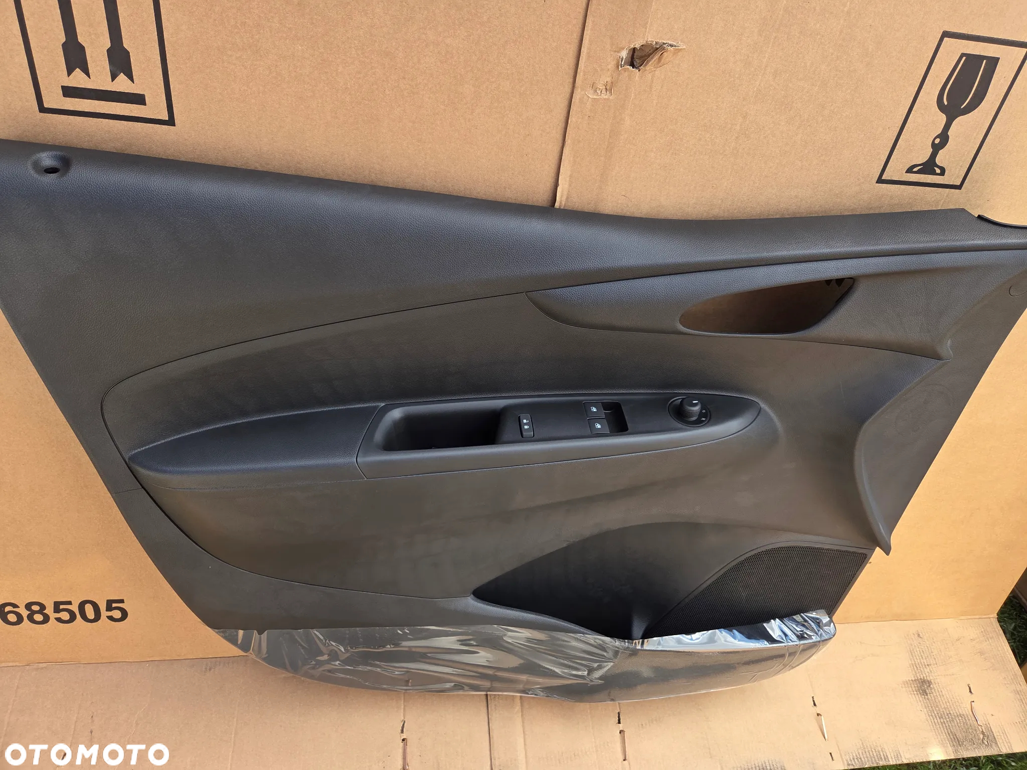 Tapicerka boczek drzwi lewe przód przednie Opel Karl Türverkleidung vorne links Opel Karl 42638510 42342953 95328440 tapicerka boczek drzwi lewy przod przedni Opel Karl - 3