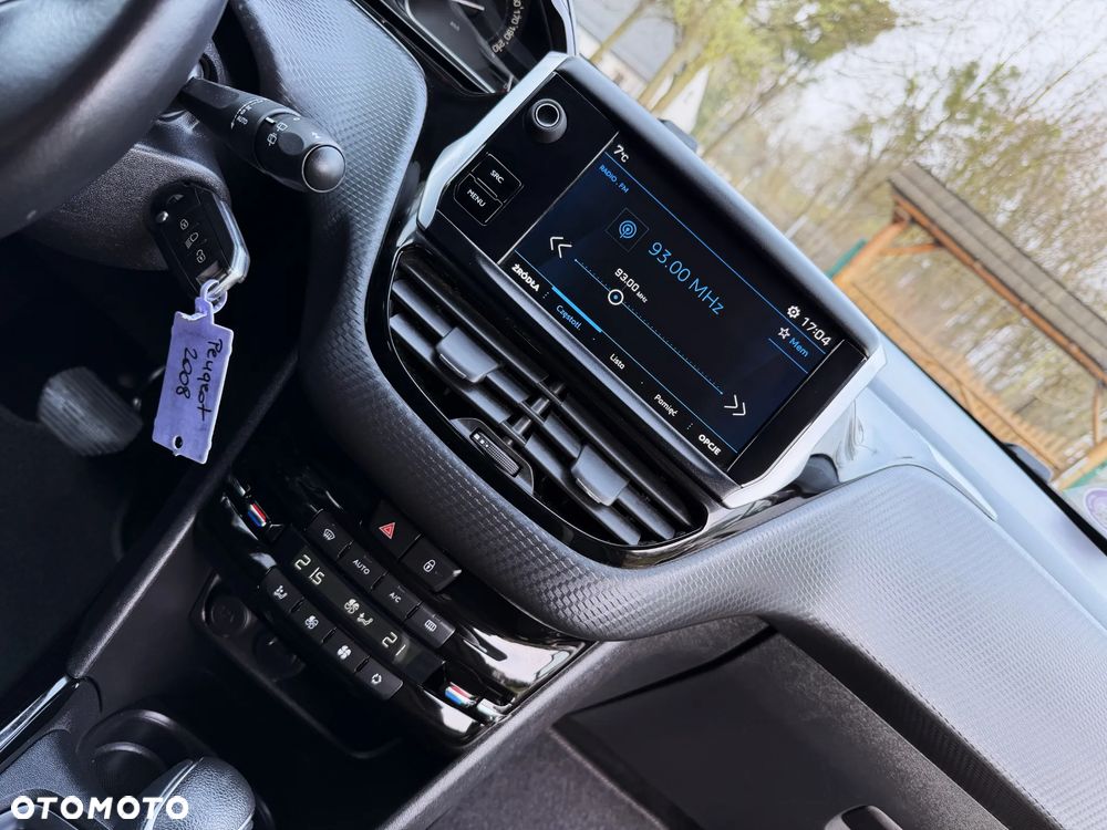 Peugeot 2008 PureTech 130 Stop&Start EAT6 Allure - 35