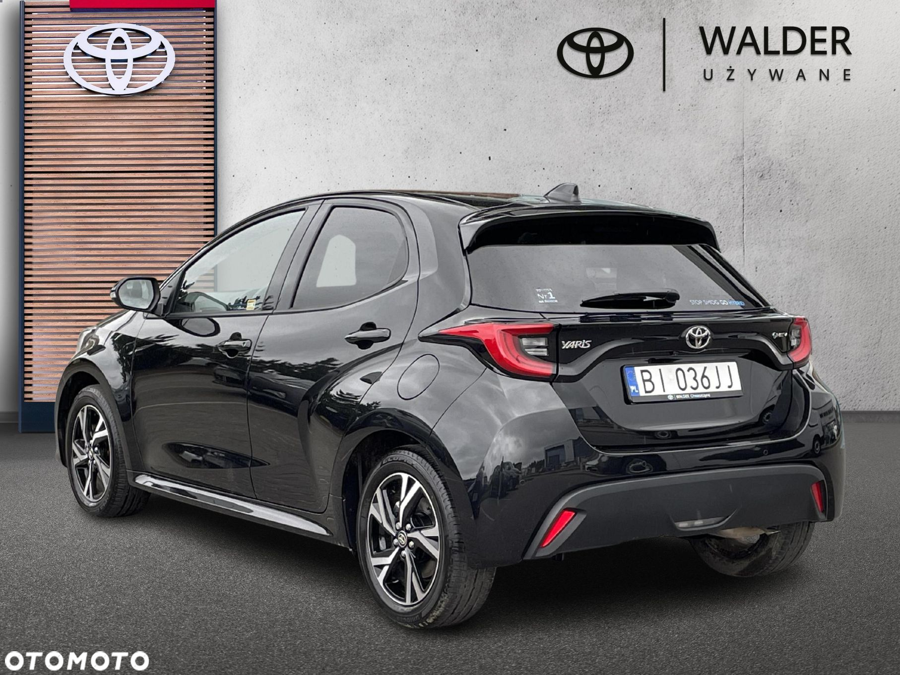 Toyota Yaris Hybrid 1.5 Style - 4