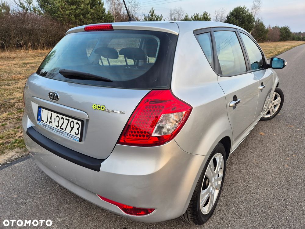 Kia Ceed 1.6 CRDi Spirit - 5