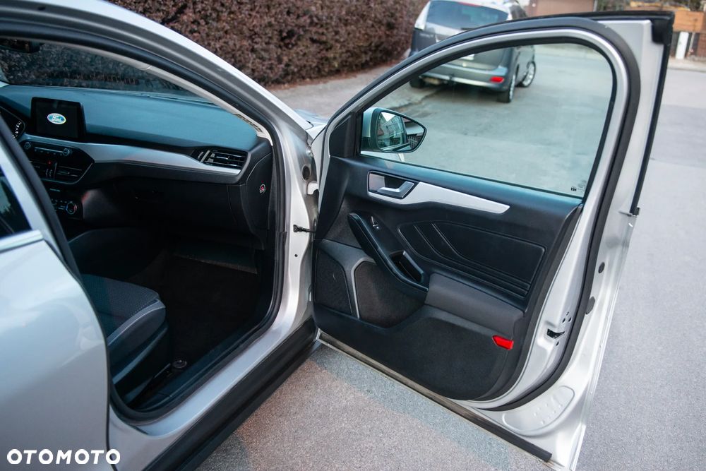 Ford Focus SW 1.5 EcoBlue S&S TITANIUM - 37